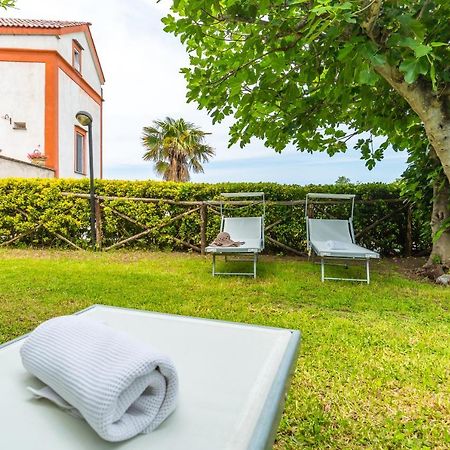 La Terrazza Sul Giardino Lejlighed Procida Eksteriør billede